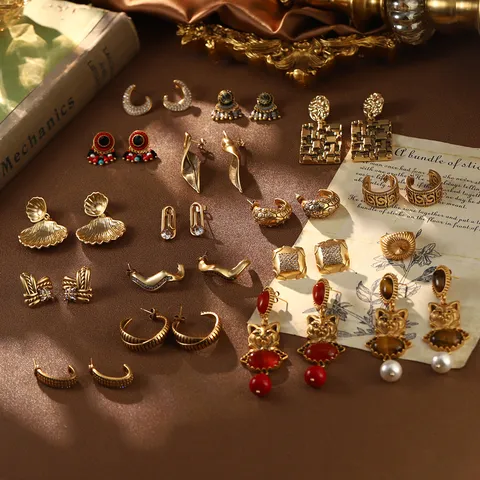 Boucles d'Oreilles Gland Style Palais Vintage Alliage d'Or Perle Artificielle Strass Femmes Bijoux Géométriques Rétro