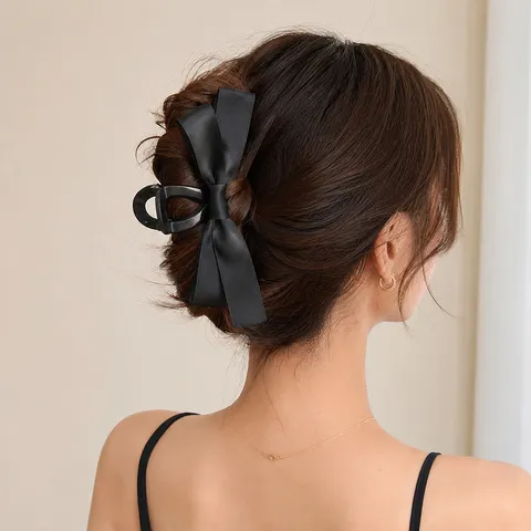 Hepburn Style Large Black Ribbon Bow Hair Claw Clip Elegant French Satin Bow Shark Clip Non-Slip Hair Accessories for Women