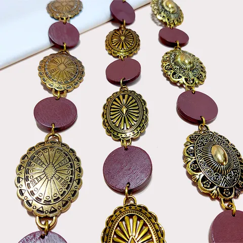 French Vintage Metal Waist Chain Women Chic Carved Round Disc Chain Belt Dress Jeans Decorative Body Jewelry