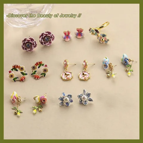 Boucles d'Oreilles Clous Bague en Alliage Vintage Fleur Papillon Abeille pour Femmes Coloré Émail Strass Perle Artificielle Bijoux Cadeau