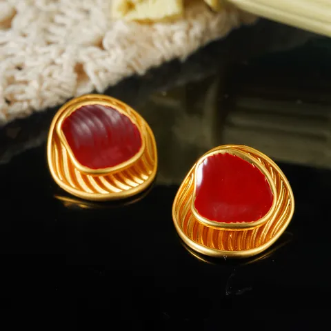 Orecchini in Smalto Stile Corte Reale Francese Retrò Eleganti Orecchini a Bottone con Perle Artificiali e Strass Intarsiati Gioielli Donna Vintage Lusso Leggero