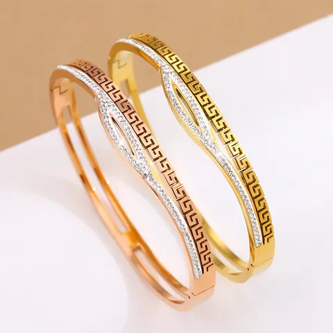 Bracciale Rigido in Acciaio Inossidabile Retrò Occidentale per Donna Oro Oro Rosa Motivo Greca Intarsiato con Strass Gioielli di Moda