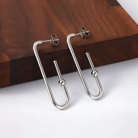 Stijlvolle Roestvrij Stalen U-Vormige Geometrische Oorringen Gepersonaliseerde Metalen Kraal Detail Mode Sieraden Voor Heren En Dames