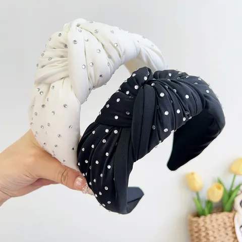 Dames Mode Strass Knoop Haarband Gevoerd Stof Brede Rand Minimalistisch Effen Kleur Sprankelende Haaraccessoires