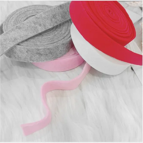 Kerst Wolvilt Lint Rol Voor Kerstboom Krans DIY Knutselen Lint Polyester Strik Materiaal Rood Roze Wit Grijs