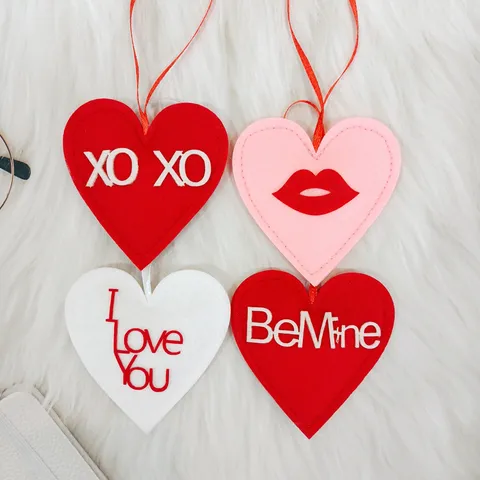Decorazioni Appese a Forma di Cuore in Feltro di San Valentino Romantici Ornamenti Rossi Bianchi Rosa per Matrimonio Festa Anniversario Casa Regalo