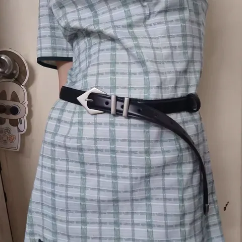 Damen Echtes Leder Gürtel Vintage Metall Dreieck Schwanz Dornschnalle Taillenband Lässiger Mantel Kleid Gürtel Modeaccessoires