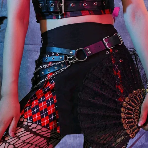 Cintura Imbracatura in Pelle PU Punk Gotico Con Catene di Metallo e Rivetti per Donna Cintura da Vita Regolabile alla Moda