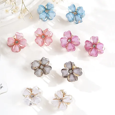 Sweet Artificial Crystal Flower Hair Claw Clips Sparkling Rhinestone Mini Floral Hairpins Elegant Non-Slip Small Jaw Clips Women Hair Accessories