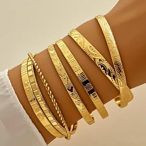 Vintage Mehrlagiges Legierung Armreifen Set Damen Gold Silber Galvanisiert Rautenmuster Übertrieben Boho Statement Armband Geschenk