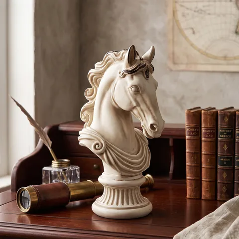Vintage Resin Horse Head Statue European Style Animal Sculpture Home Office Decor Living Room Wine Cabinet Art Ornament Gift