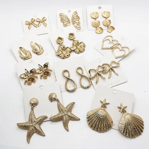Exaggerated Gold Alloy Ocean Theme Stud Earrings For Women Vintage Geometric Starfish Shell Flower Heart Butterfly Earrings Sweet Cool Jewelry