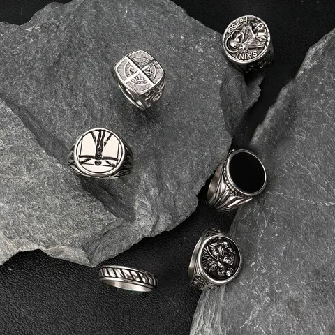 Men Retro Stainless Steel Ring Embossed Compass Vitruvian Man Saint Joseph Signet Ring Gold Silver Plated Personalized Jewelry For Men Gift