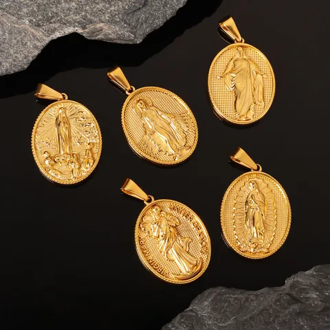 Ciondolo Ovale in Acciaio Inossidabile Placcato Oro 18K con Rilievo della Vergine Maria per Uomo Donna Gioielli Religiosi DIY