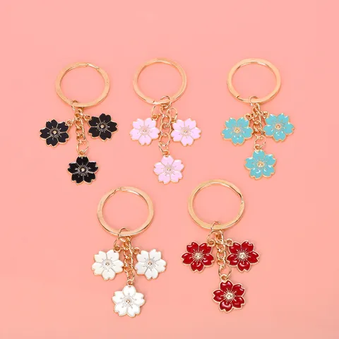 Cherry Blossom Metal Keychain Enamel Sakura Flower Pendant Bag Charm Gold Tone Alloy Key Ring Accessories For Women Gift