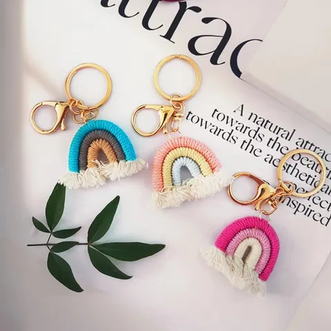 Noords Handgeweven Katoenen Regenboog Sleutelhanger Voor Vrouwen Boheemse Kwastje Tas Hanger Goud Zinklegering Sluiting