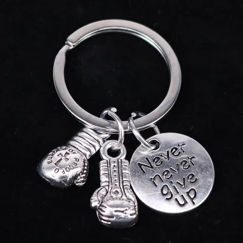 Llavero de Guante de Boxeo de Aleación de Zinc Vintage Inspirador Never Give Up I Can Cita Deporte Colgante de Bolso Regalo
