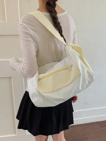 Korean Style Minimalist Canvas Sports Travel Bag For Women Large Capacity Star Printed Weekend Gym Bag Spliced Color Tote
