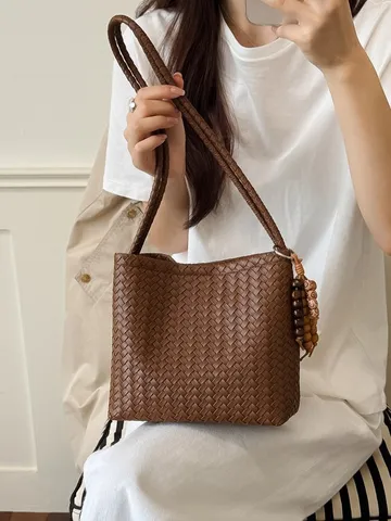Women Woven Shoulder Bag PU Leather French Minimalist Commuter Bag Set With Beaded Charm Large Capacity Purse Pouch Set