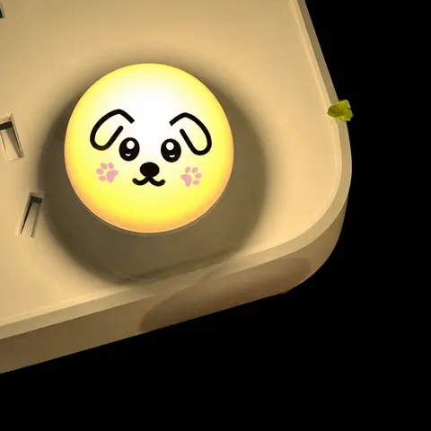 Intelligentes Sprachgesteuertes LED Nachtlicht USB Betrieben Süßes Cartoon Hundemuster Kinderzimmer Nachttischlampe Heimdekoration