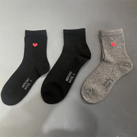 Merino Wool Crew Socks For Men Women Casual Daily Ribbed Knit Mid Calf Socks Soft Warm Fashion Winter Socks