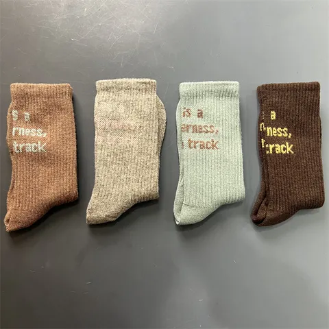 Merino Wool Hiking Socks Solid Color Thermal Sweat Absorbing Crew Socks Unisex Four Seasons Outdoor Mountaineering Socks