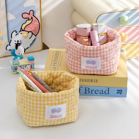 JiMeiZi Quilted Gingham Fabric Desktop Storage Basket Cute Dopamine Heart Pattern Round Bedside Cloth Storage Bin Women