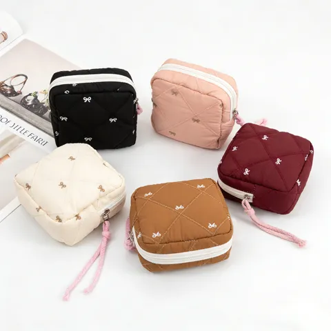 Quilted Bow Makeup Bag Polyester Cosmetic Organizer Sanitary Napkin Pouch Portable Travel Toiletry Bag For Women Storage Pouch