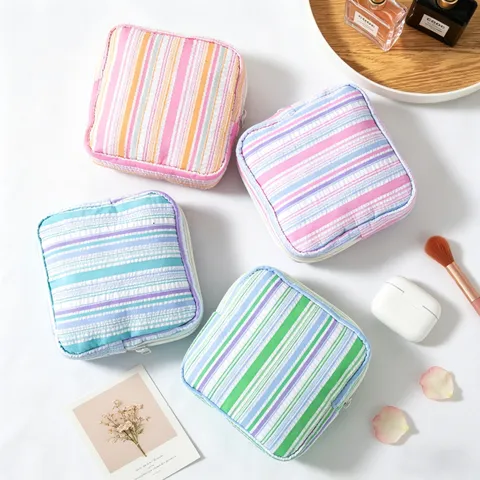 Portable Seersucker Striped Sanitary Napkin Storage Bag Multi-functional Lipstick Pouch For Women Travel Cosmetic Organizer Zipper Bag