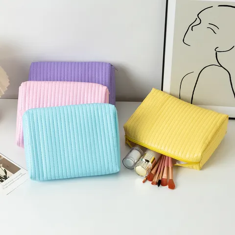 Tragbare Ins Stil Gesteppte PU Leder Kosmetiktasche Für Damen Reise Kulturbeutel Lippenstift Aufbewahrung Macaron Farbe
