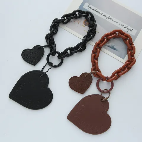 Acryl Kette Leder Herz Schlüsselanhänger Lovely Moments Buchstaben Prägung Tasche Anhänger Auto Schlüsselring Für Damen