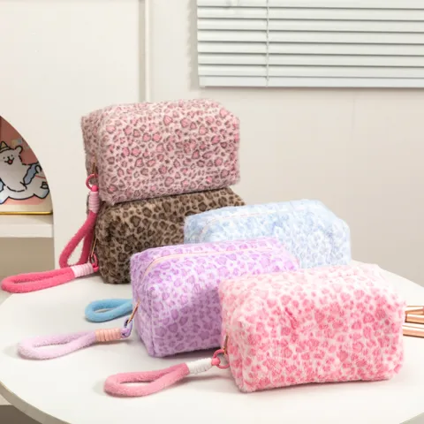 Neceser de Maquillaje de Felpa con Estampado de Leopardo Estilo Ins Gran Capacidad Neceser de Aseo Portátil para Mujer