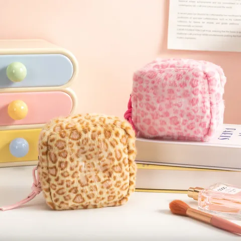 Bolsa de Almacenamiento Portátil de Felpa con Estampado de Leopardo para Servilletas Sanitarias Neceser de Gran Capacidad Mujer