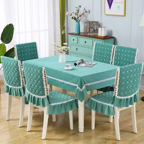 Style Nordique Polaire Vison Matelassé Housse de Chaise de Salle à Manger Et Nappe Antidérapant Dentelle Brodé Décoration