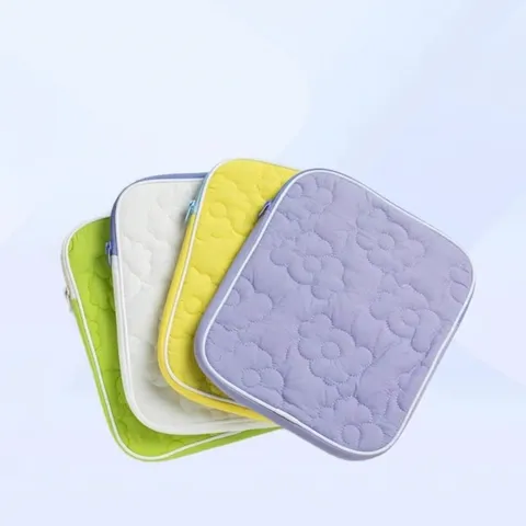 Quilted Floral Tablet Sleeve Case Japanese Style Sweet Cloth Padded iPad Storage Bag Protector For Women Daily Use