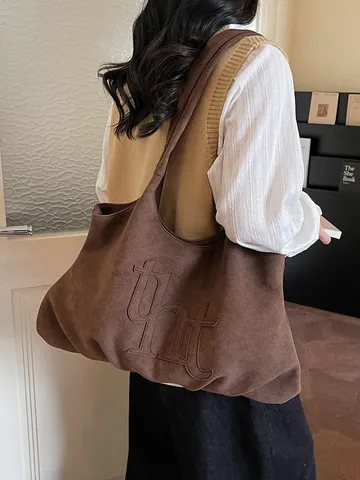 Grote Capaciteit Imitatiesuède Tote Bag Vrouwen Commuter Schoudertas Hobo Bag Reliëf Letter Patroon Casual Zacht Handbag