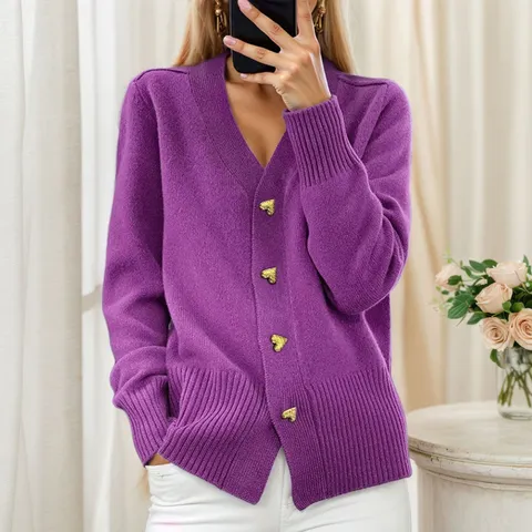 Mujer Casual Poliéster Color Sólido Manga Larga Cuello en V Cardigan Tejido Botones en Forma de Corazón Suéter Abrigo