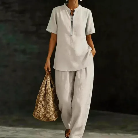Set Due Pezzi Donna Casual Tinta Unita Collo a V Con Cerniera Manica Corta Top E Bottom Pantaloni Set Moda Estiva Minimalista in Poliestere