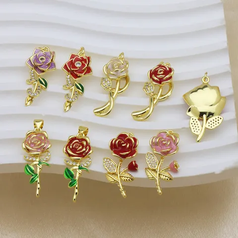 Rosenblüte Anhänger Ohne Kette Kupfer 18K Vergoldet Emaille Strass Botanisches Herz Charme Für Halsketten DIY Schmuckherstellung Damen