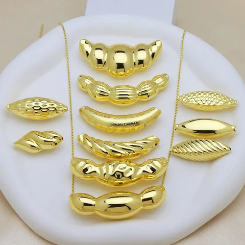 Pendentif Minimaliste en Cuivre Plaqué Or 18K Texture Coque d'Arachide Pendentif Seul Sans Chaîne Forme Organique Irrégulière Bijoux pour Femmes