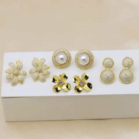 Designer Floral Earrings Gold Plated Zirconia Flower Stud Earrings For Women Elegant Fashion Artificial Pearl Geometric Earrings Jewelry Gift