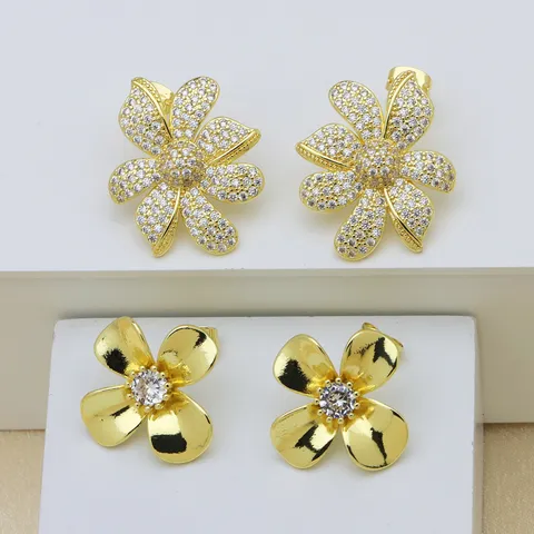 Designer Floral Earrings Gold Plated Zirconia Flower Stud Earrings For Women Elegant Fashion Artificial Pearl Geometric Earrings Jewelry Gift