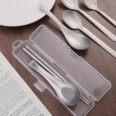 Tragbares Edelstahl Löffel und Stäbchen Set Outdoor Reise Geschirr Aufbewahrungsbox Silber Titan Prozess Besteck
