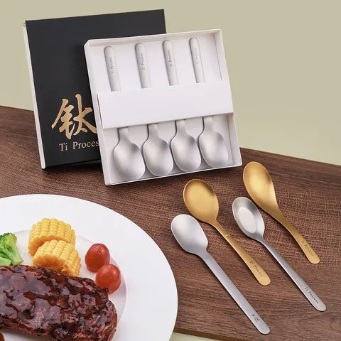 Tragbares Edelstahl Löffel und Stäbchen Set Outdoor Reise Geschirr Aufbewahrungsbox Silber Titan Prozess Besteck