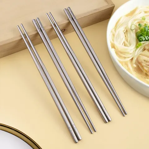 Bacchette in Acciaio Inossidabile Casa Laser Antiscivolo Quadrate Set Resistente al Calore Riutilizzabili Stoviglie da Cucina