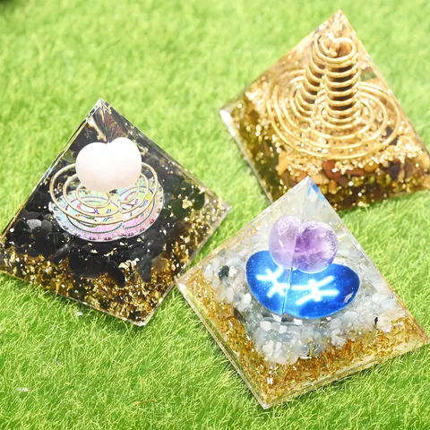 Natürlicher Rosenquarz Kristallsplitter Orgon Pyramide Harz Ornament Heilenergie Stein Für Haus Büro Schreibtisch Dekor Geschenk