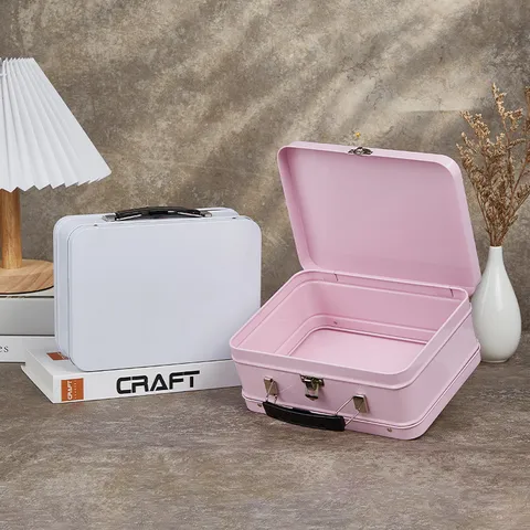 Tragbarer Metall Weißblech Aufbewahrungsbehälter Mit Schloss Und Griff Süße Rosa Weiße Rechteckige Organizer Box Für Büro Geschenkverpackung