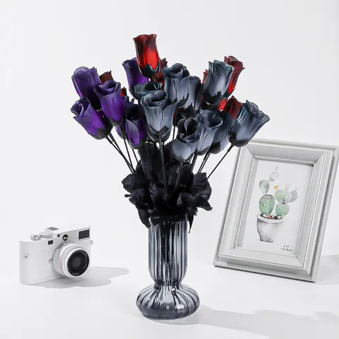 Dunkle Gotische Künstliche Rosenblüten Seidenstrauß Halloween Schwarz Lila Rot Künstliche Blumen Für Heimzimmer Dekor