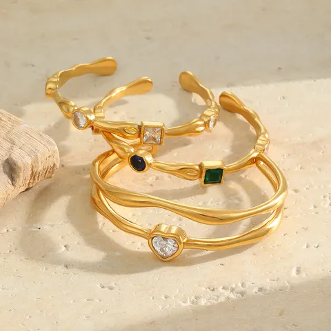 Fashion Stainless Steel 18K Gold Plated Hammered Open Bangle Bracelet With Colorful Zircon Heart Jewelry Gift