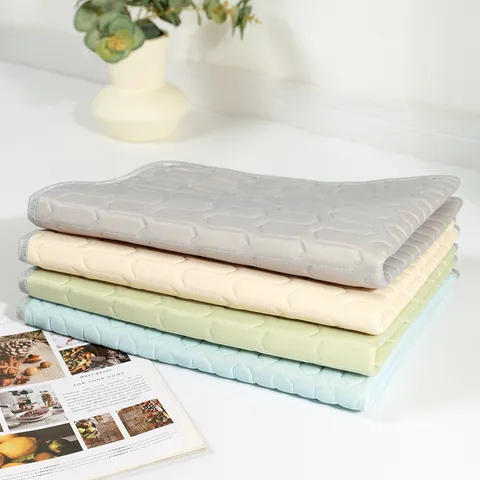 Haustier Kühlmatte Atmungsaktiv Eisseide Latex Kissen Für Hunde Katzen Sofa Boden Sommer Kühlung Haustier Matte Haustierbedarf